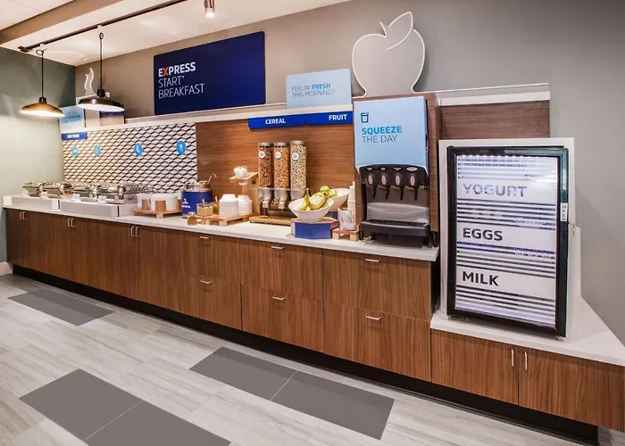 Holiday Inn Express & Suites Longview North By Ihg
