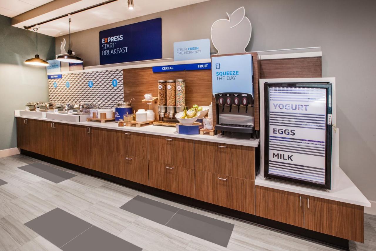 Express & North By Ihg Longview